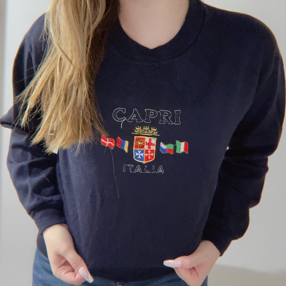 3/12 Capri sweater - Picture 2 of 2